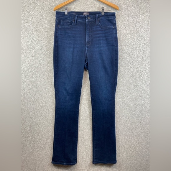 NYDJ dark wash slim bootcut jeans size 12 stretch Lift X Tuck wardrobe basics - Picture 1 of 10